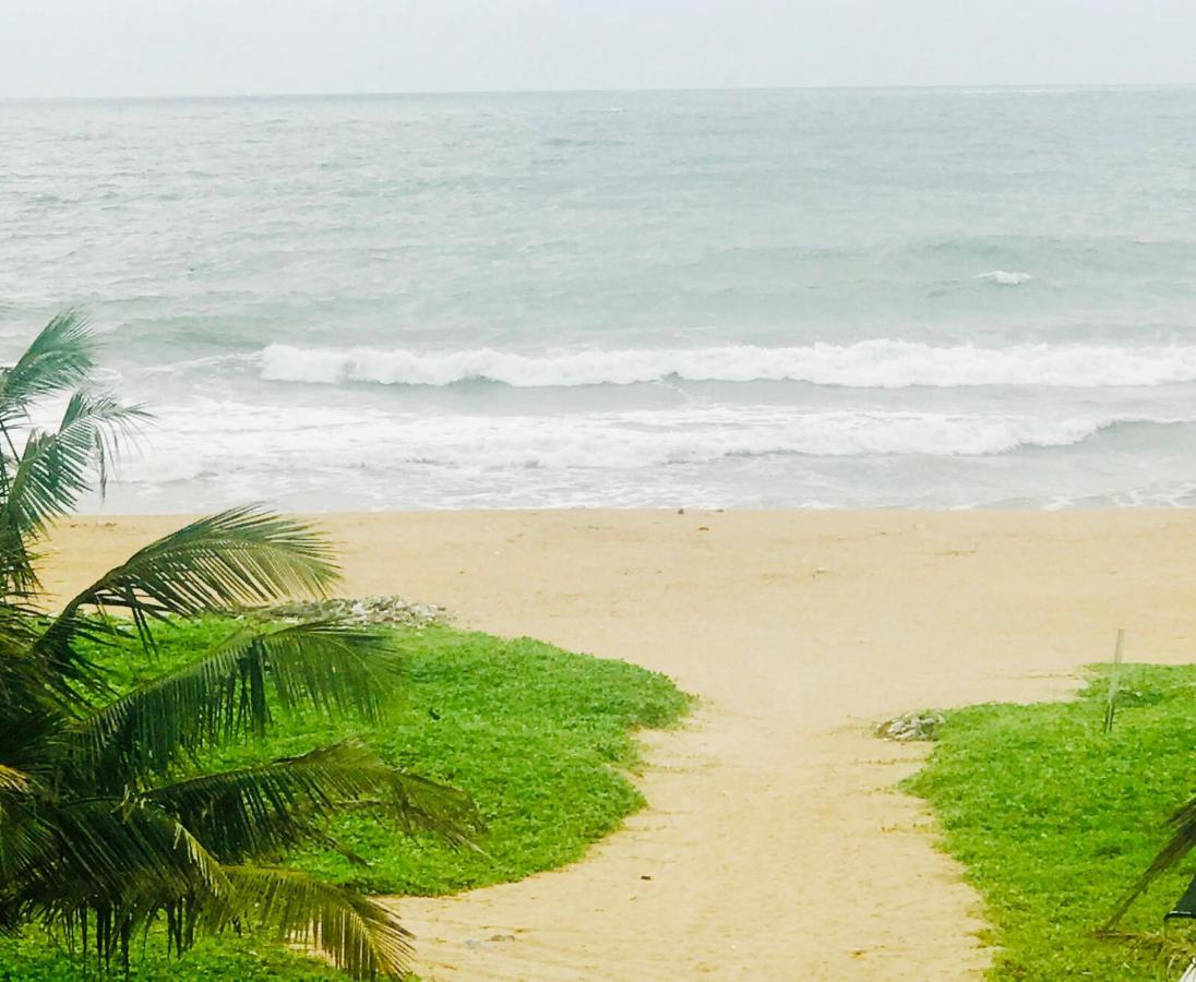 Sea Beach Resort Negombo Eksteriør bilde