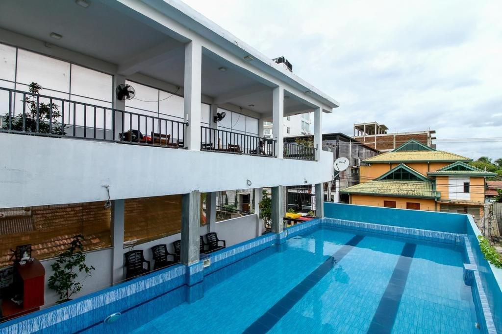 Sea Beach Resort Negombo Eksteriør bilde